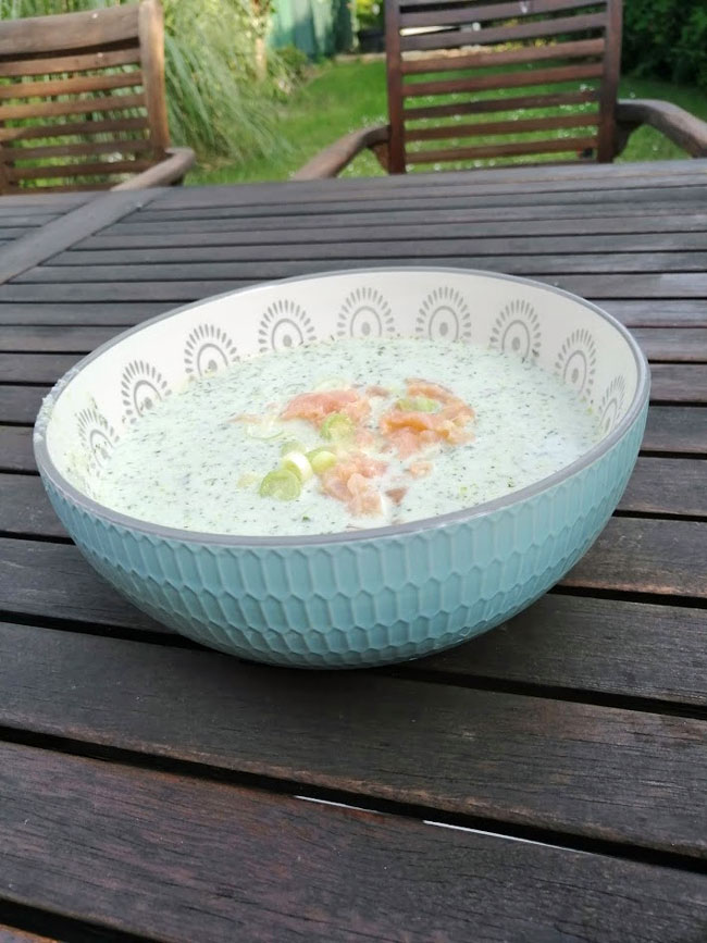 Kalte Gurkensuppe mit Lachs » flott-kochen.de