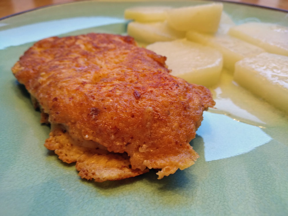 Hähnchenschnitzel mit Parmesan-Mandel-Kruste » flott-kochen.de