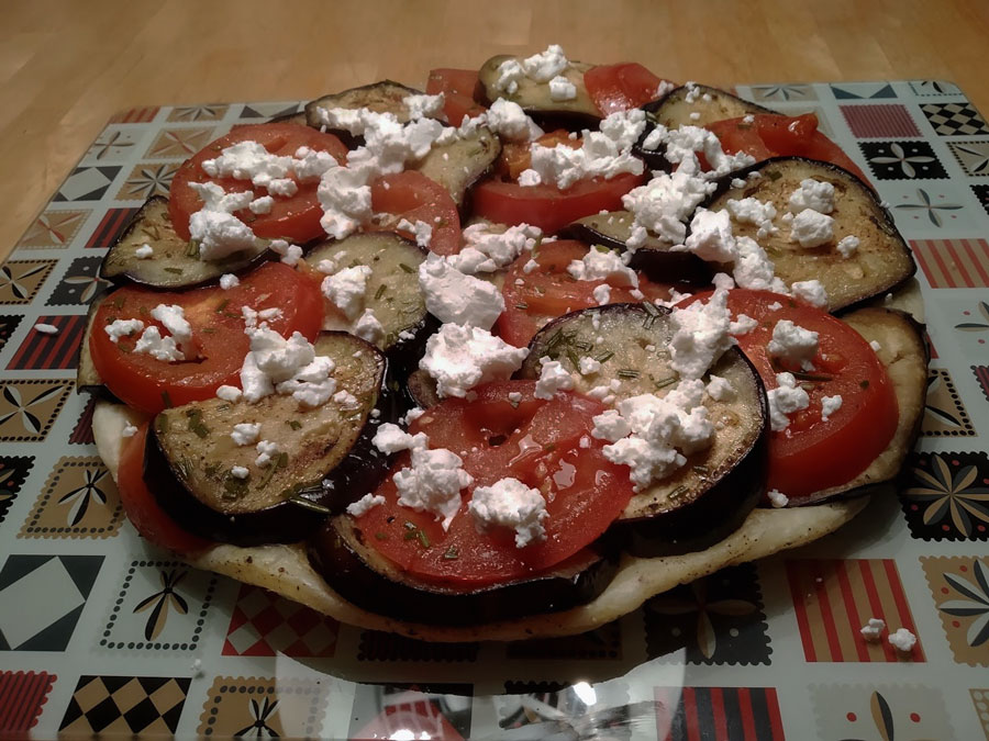 Tarte Tatin mit Auberginen und Ziegenfrischkäse