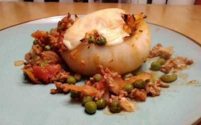 Gefüllte Kohlrabi mit Hackfleisch und Erbsen