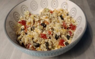 Blumenkohl-Taboulé mit Paprika und getrockneten Mangos