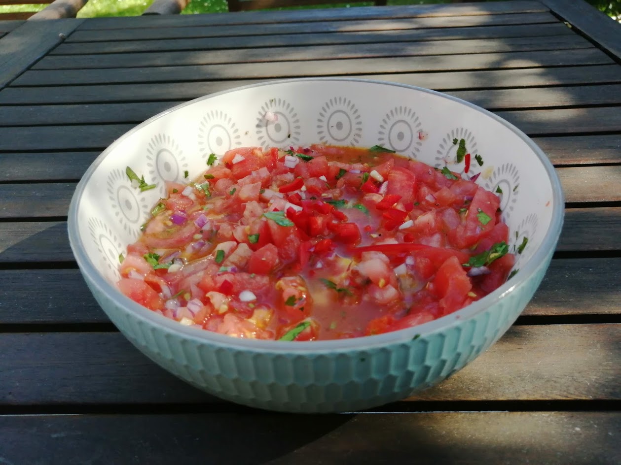Frisch und pikant - mexikanische Tomatensalsa » flott-kochen.de